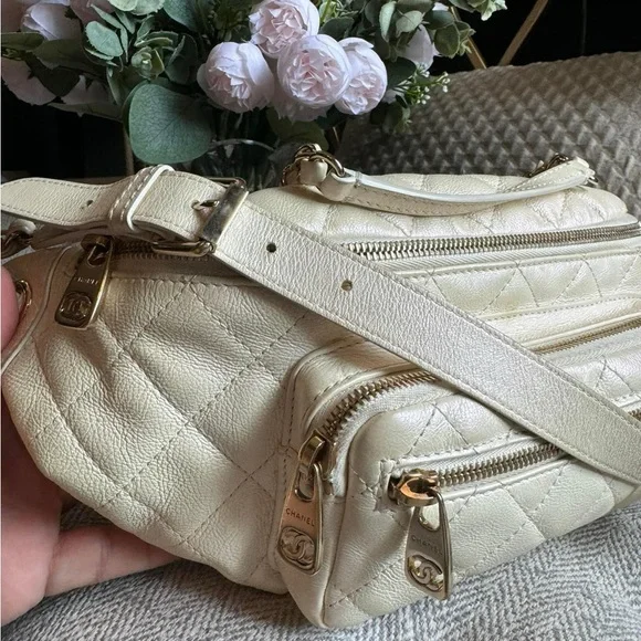 Price is FIRM✨Chanel All About Waist bumbag - Picture 8 of 16